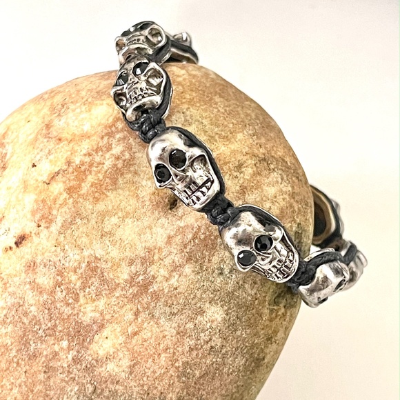Skull bracelet. - Picture 1 of 4